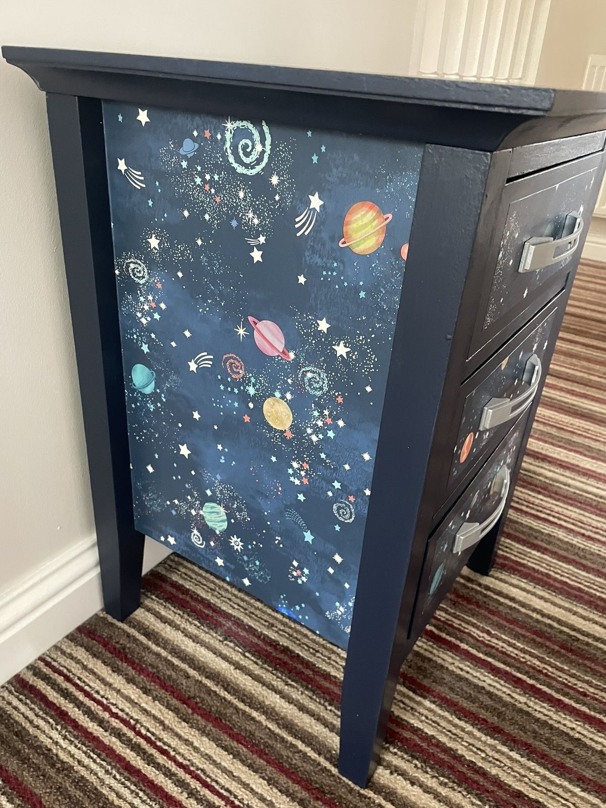 Three Drawer Chest   Bedside Cabinet photo 50.0