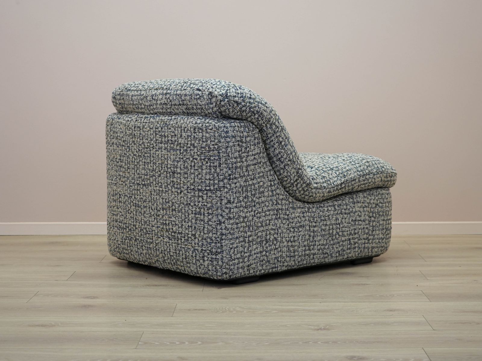 photo furniture Lounge Chair, Italian Design, 1970s, Made In Italy