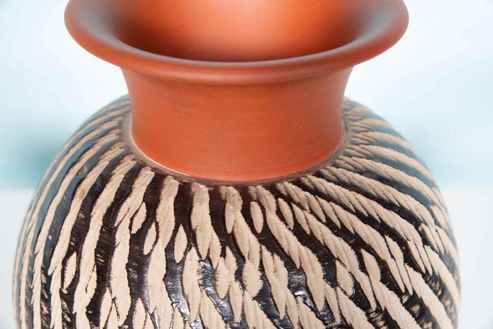 Vintage Wekara Sgraffito Vaas, Minimalistische Keramische Vaas photo 86.0