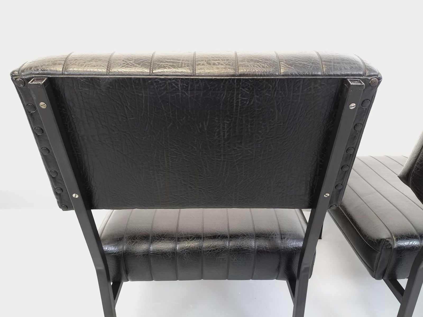 photo vinterior 2 Modernist Armchairs In Black Imitation Leather And Metal