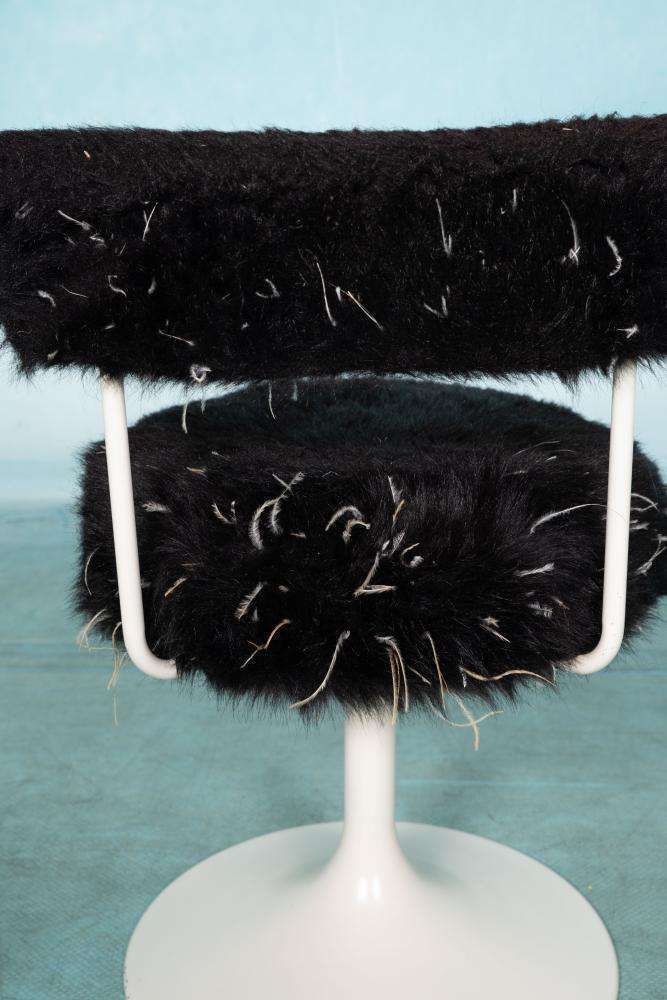 photo furniture Space Age Design Stoel Jaren Zestig, Pluche Kruk Trompetvoet