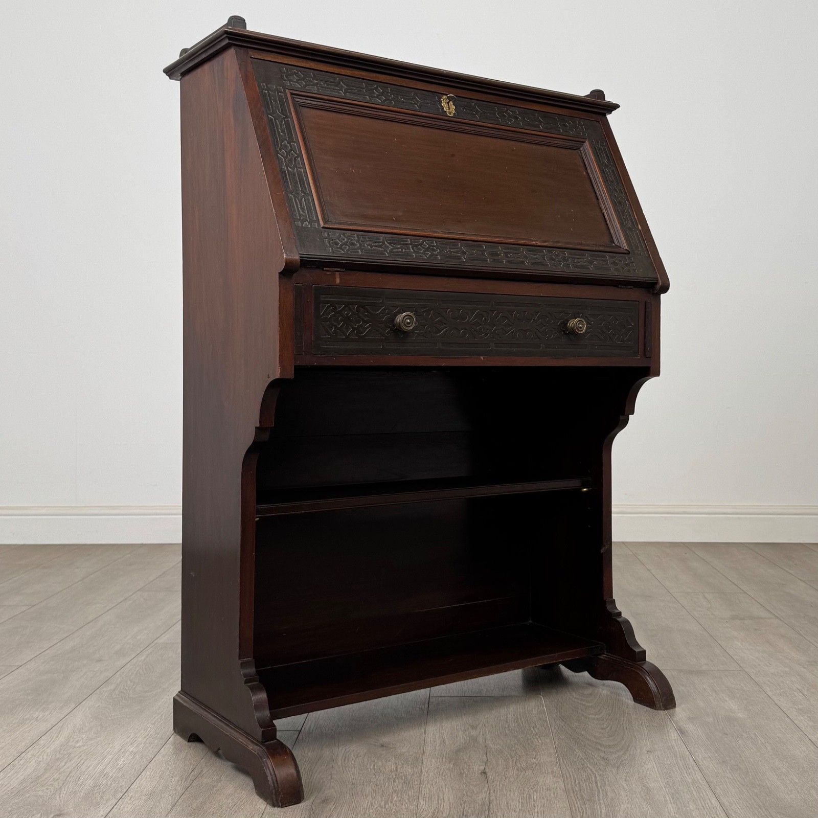 photo furniture Antique 20th Century Chippendale Style Bureau In Mahogany ( Af 5617 )