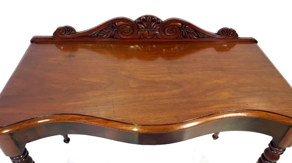 Lovely Quality 19th Century Mahogany Hall / Console Table photo for sale