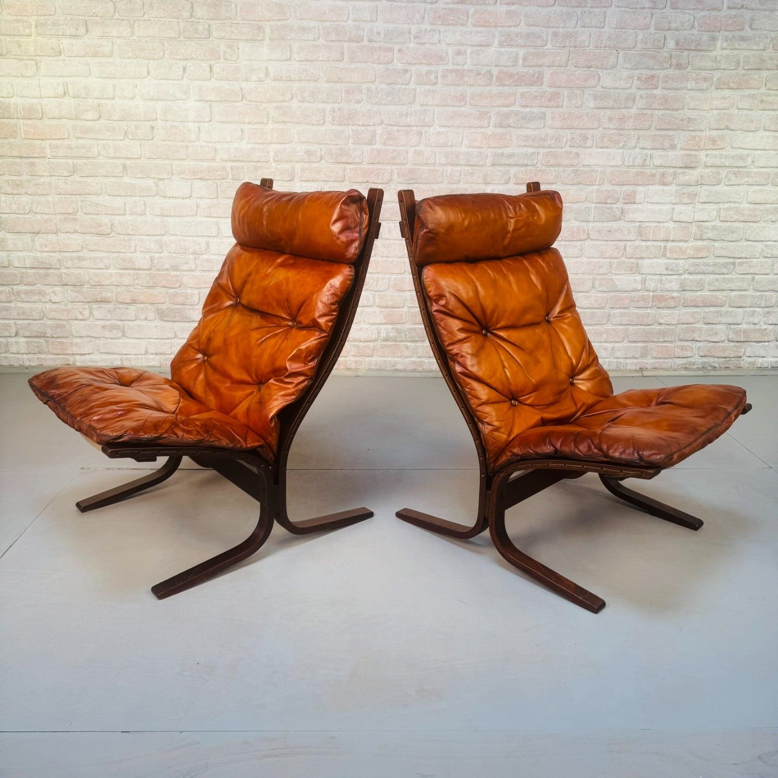 Pair Of 1970s Westnofa Siesta High Back Lounge Chairs By Ingmar Relling