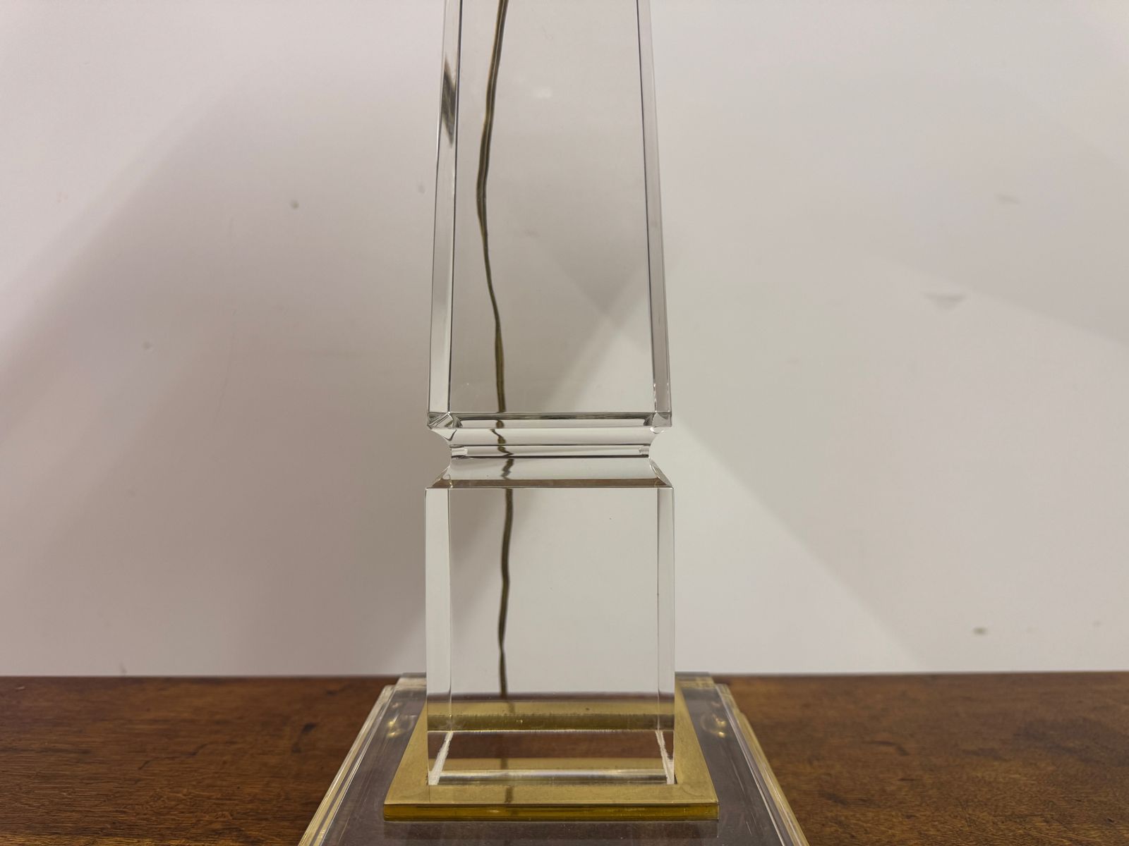 1970s Lucite And Brass Table Lamp In The Style Of Sandro Petti photo 545.0
