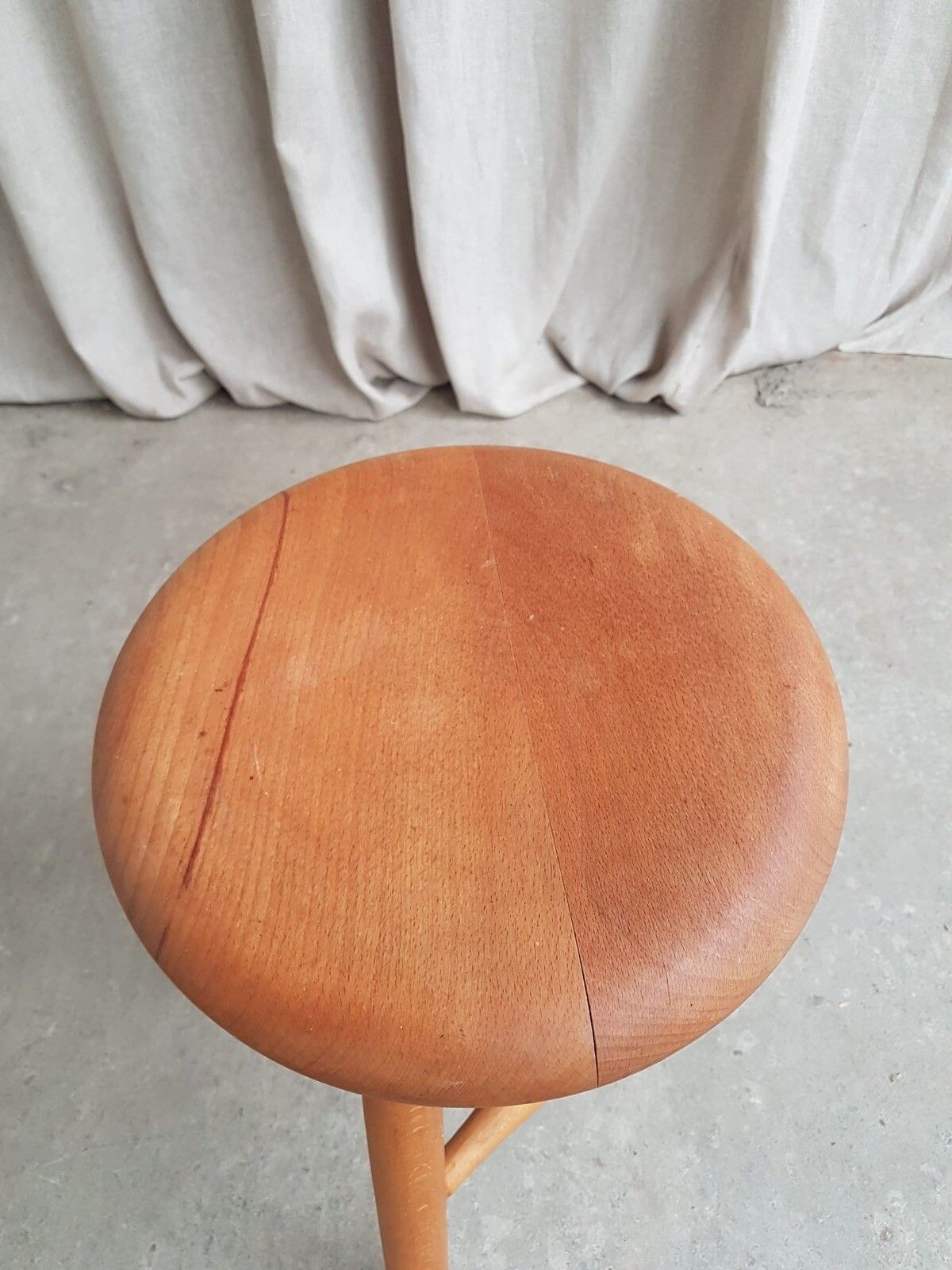 photo furniture Vtg Mid Century Swedish Scandi Beech Tripod Stool Chair Danish Retro #415