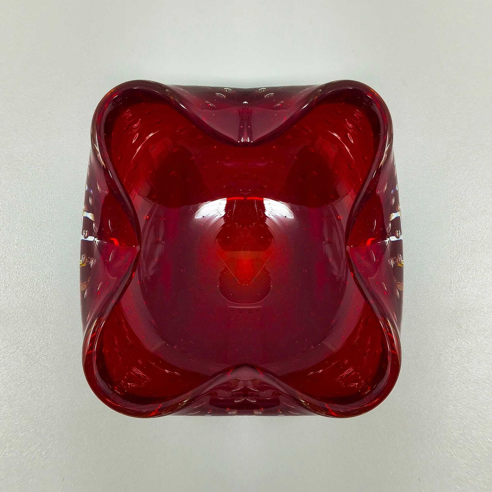 1960s Mid Century Red Ashtray Or Catchall In Bullicante Murano Glass By Flavio Poli photo Home Decor