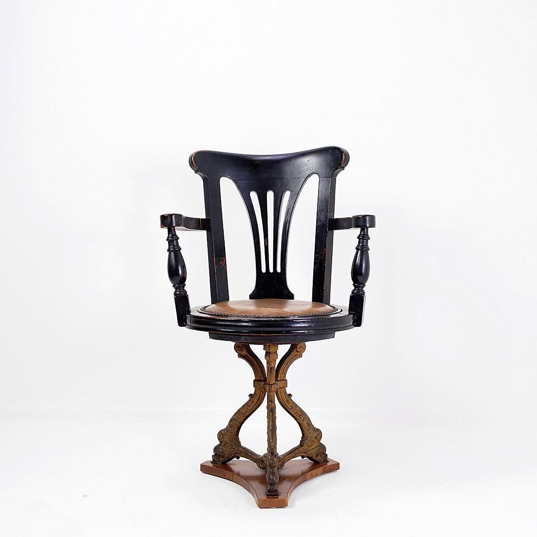 686.0 19th Century Black Stained Oak Liner Ship's Swivel Chair photo