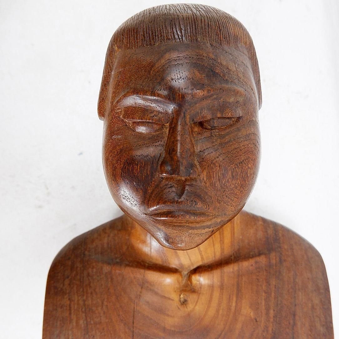 photo vinterior Pair Of Hand Carved Wooden Woman/Man Bust Statues   20th