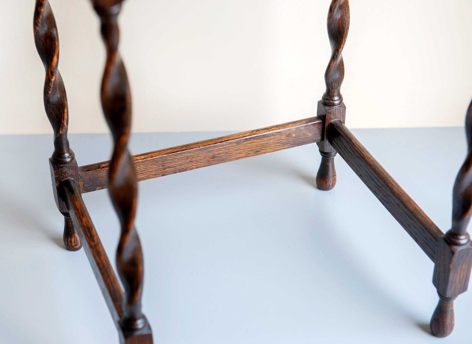 photo vinterior Antique Oak Barley Twist Nesting Tables   Rustic Side Tables   Vintage Occasional Tables With Turned Legs   Set Of 2