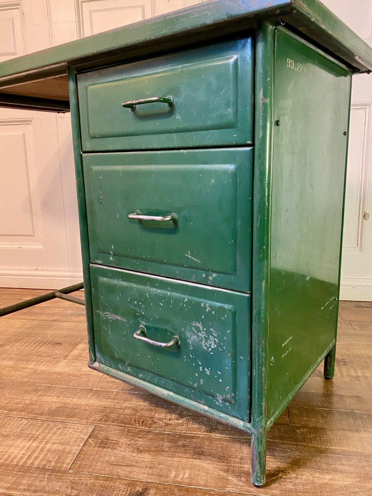 photo furniture Vintage 1930s / 40s Home Office Metal Desk With Drawers.
