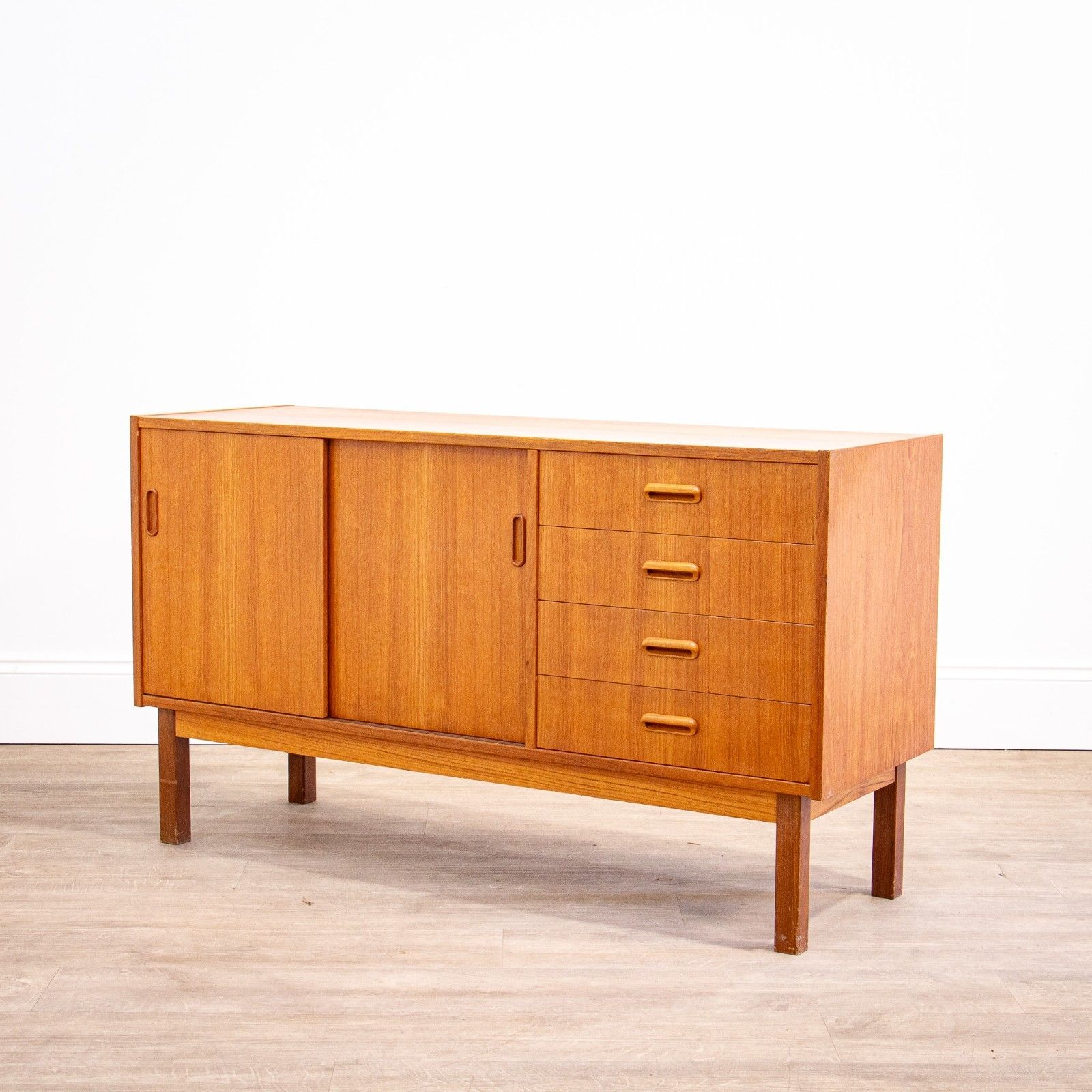 Small Mid Century Teak Sideboard With Sliding Doors photo vinterior