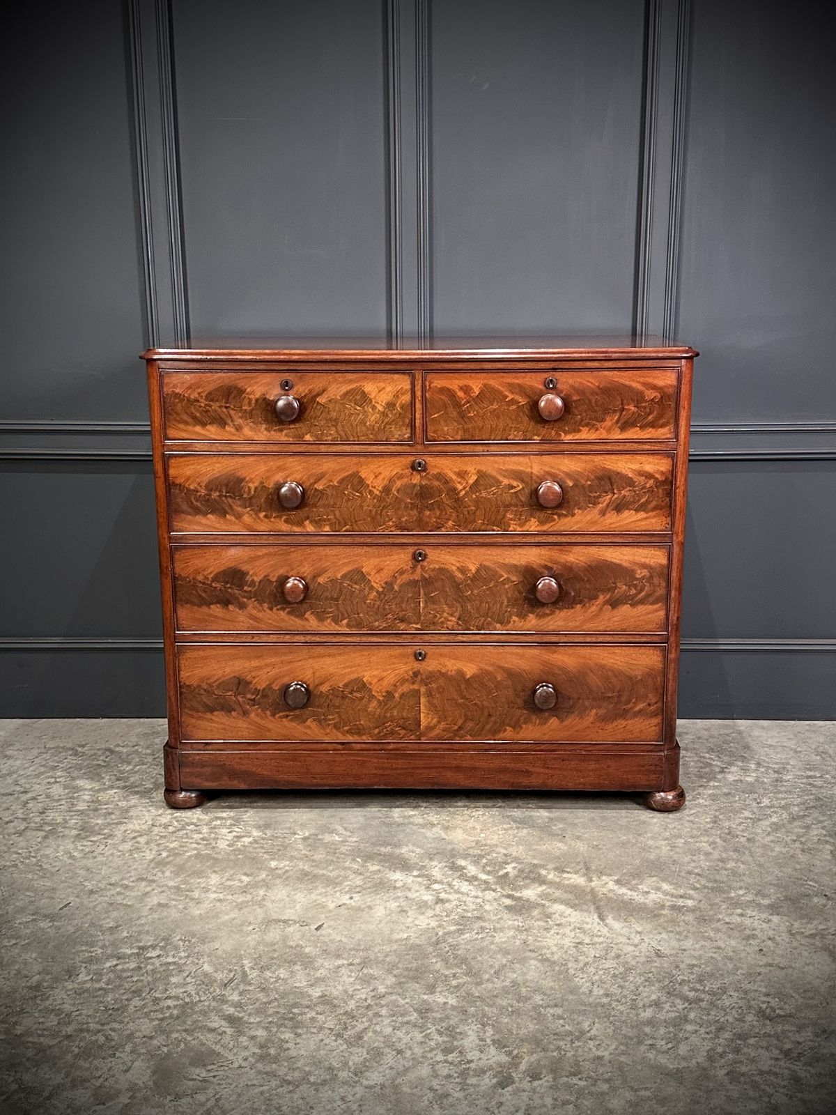 Victorian Mahogany Chest Of Drawers photo 1165.0