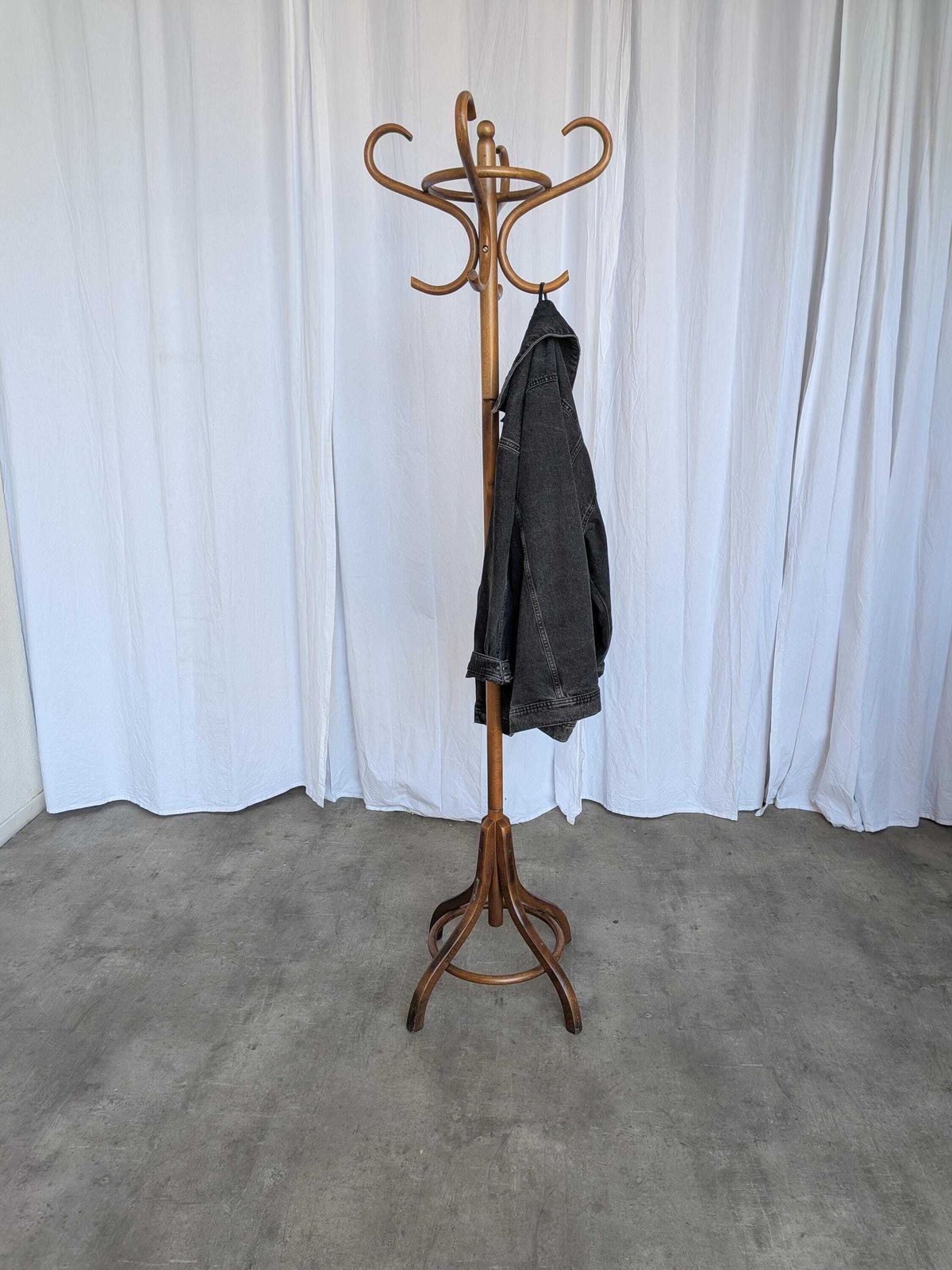 Vintage Bentwood Coat Stand In Thonet Style, Dark Brown Wood Hall Tree, Entryway Coat Rack photo furniture