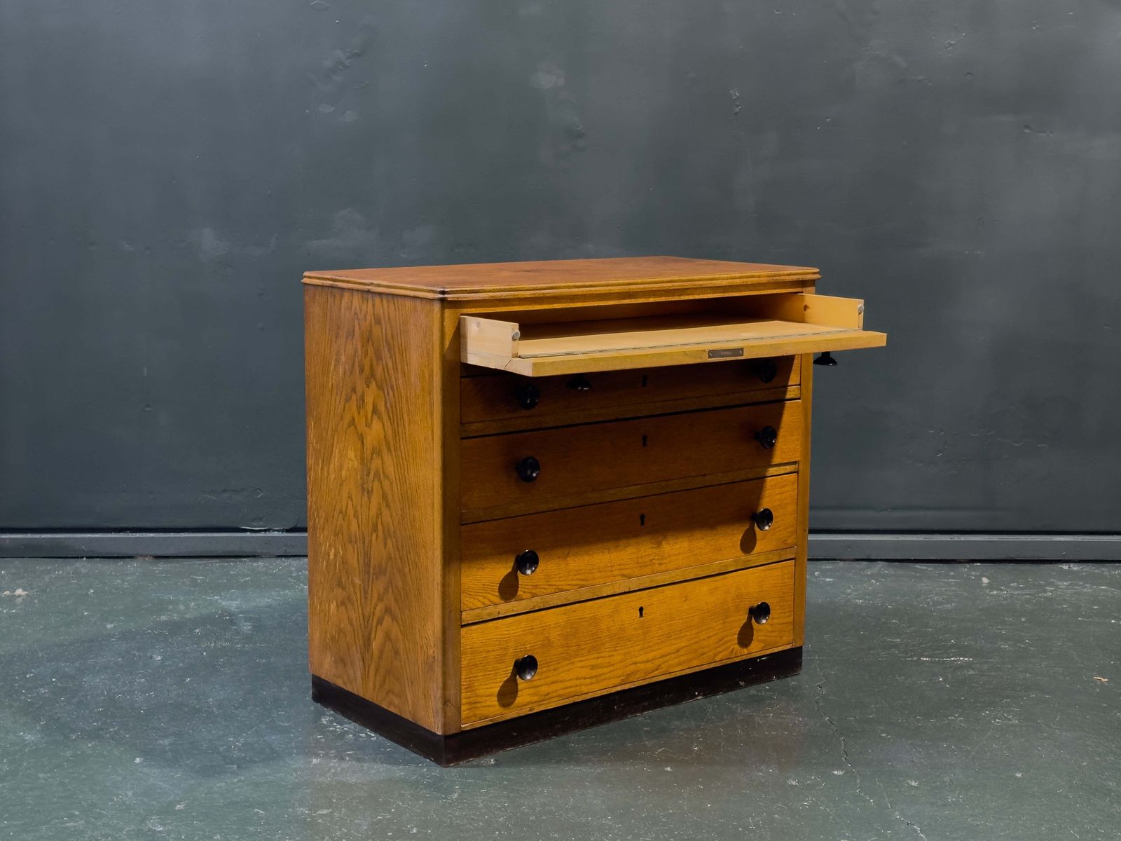 Chest Of Drawers With Wooden Handle photo buy