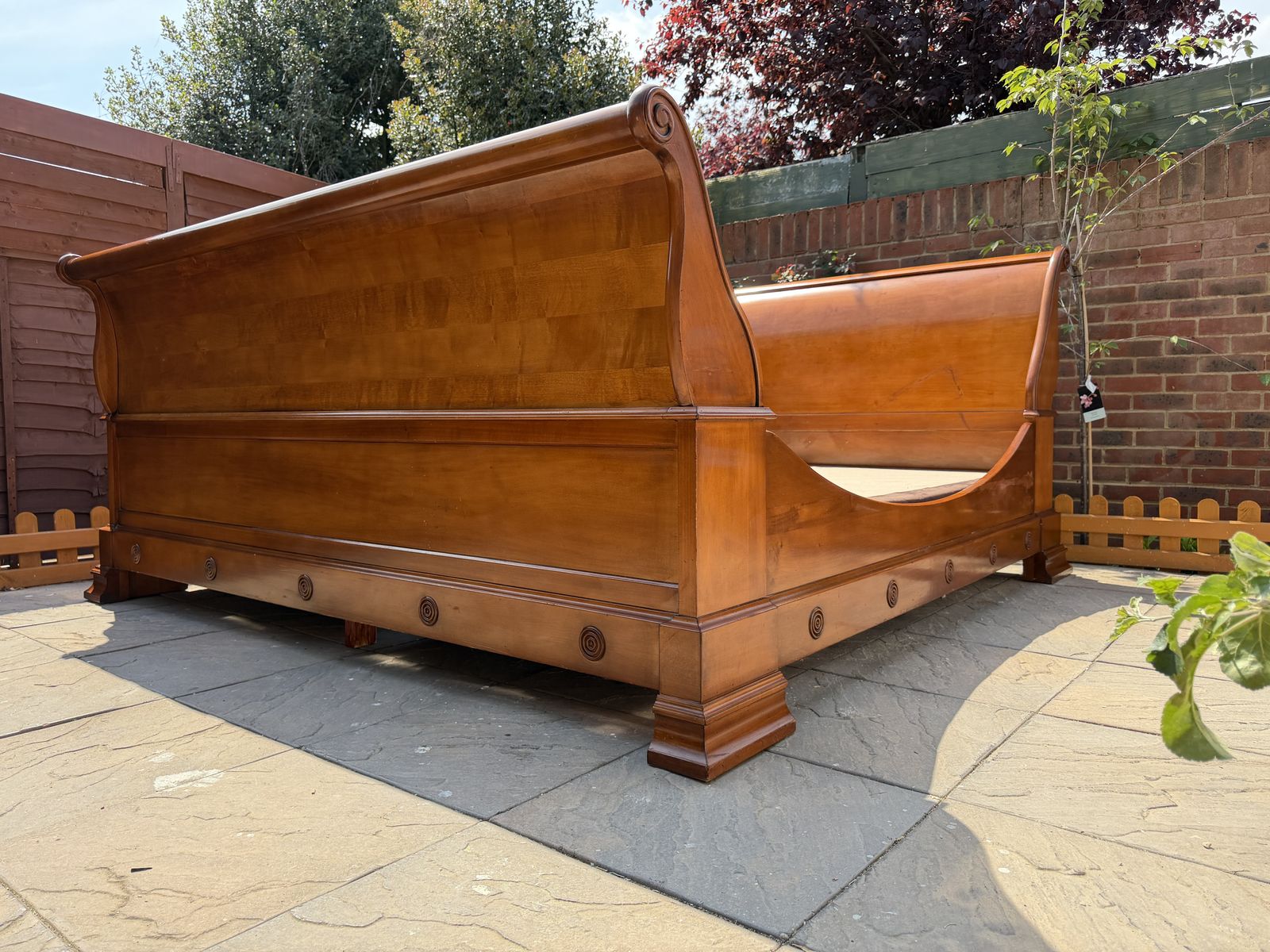 Glorious “And So To Bed” Luxury Chamonix Sleigh Emperor Frame   Great Condition – Rrp £7.5k photo vintage
