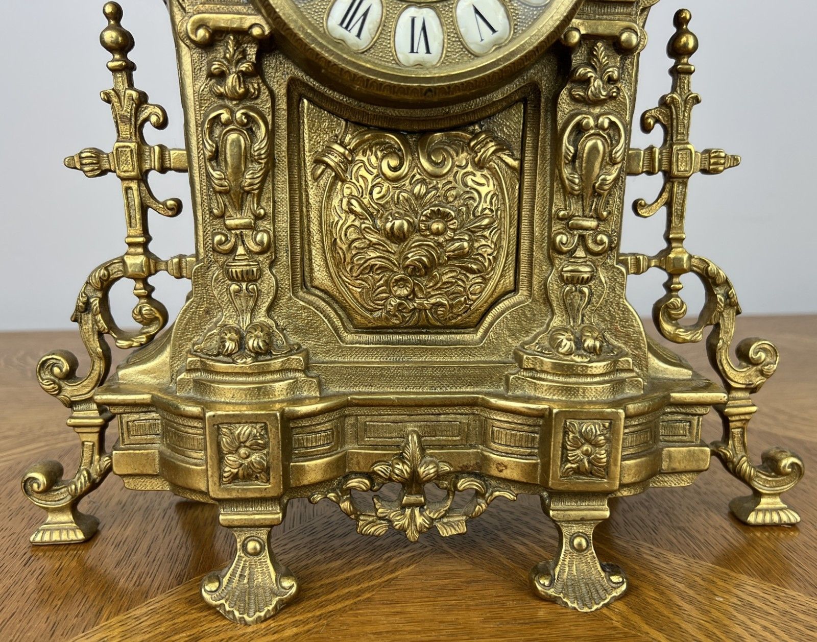 Clock Vintage Style Brass Ornate Mantel Clock Decorative Table Clock Lot 6038 photo vinterior