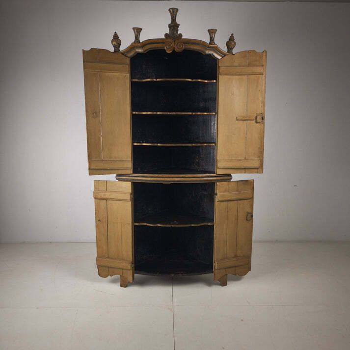 18th Century Dutch Witwerk Cabinet With Original Key And Faux Delft Decoration photo Furniture