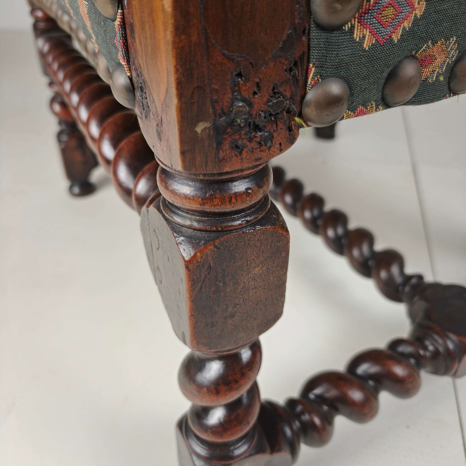 1188.0 English Barley Twist Library Armchair In Dark Oak, Circa 1700 photo