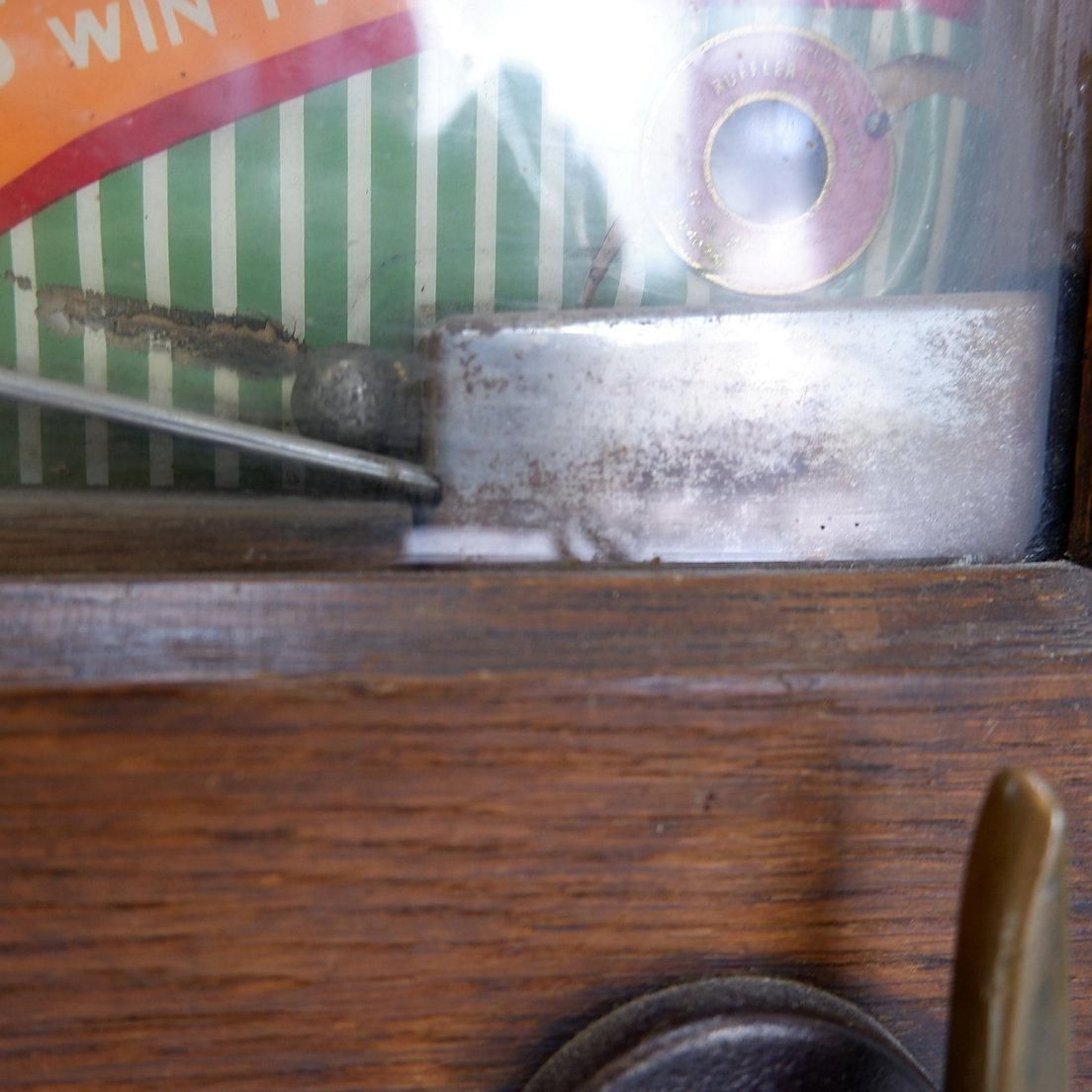 Penny Machines "Chad" Oliver Whales Collection   Ruffler & Walker Collection photo vinterior
