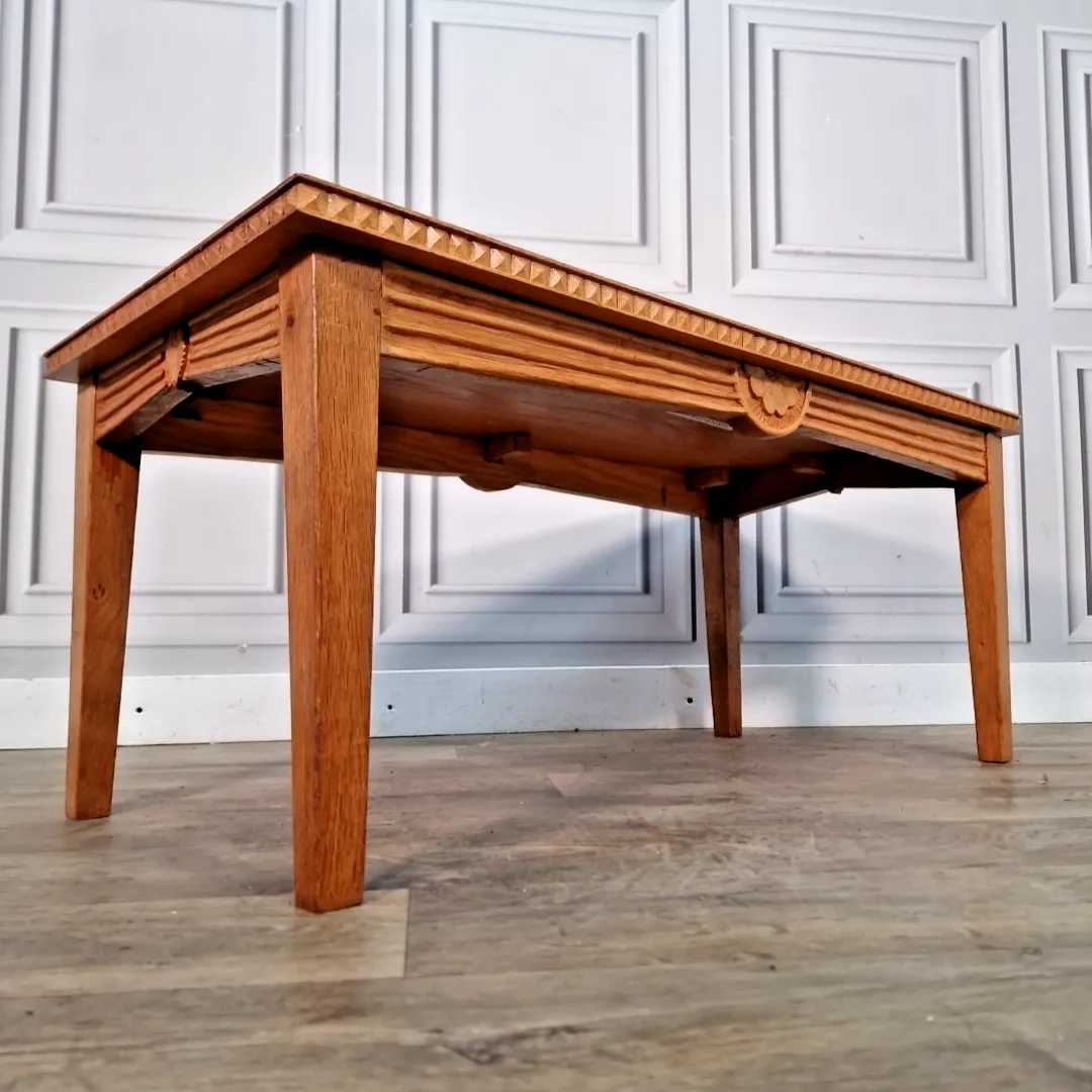 Vintage Coffee Table Solid Oak Carved Edge – Wooden Mid Century Arts & Crafts photo furniture