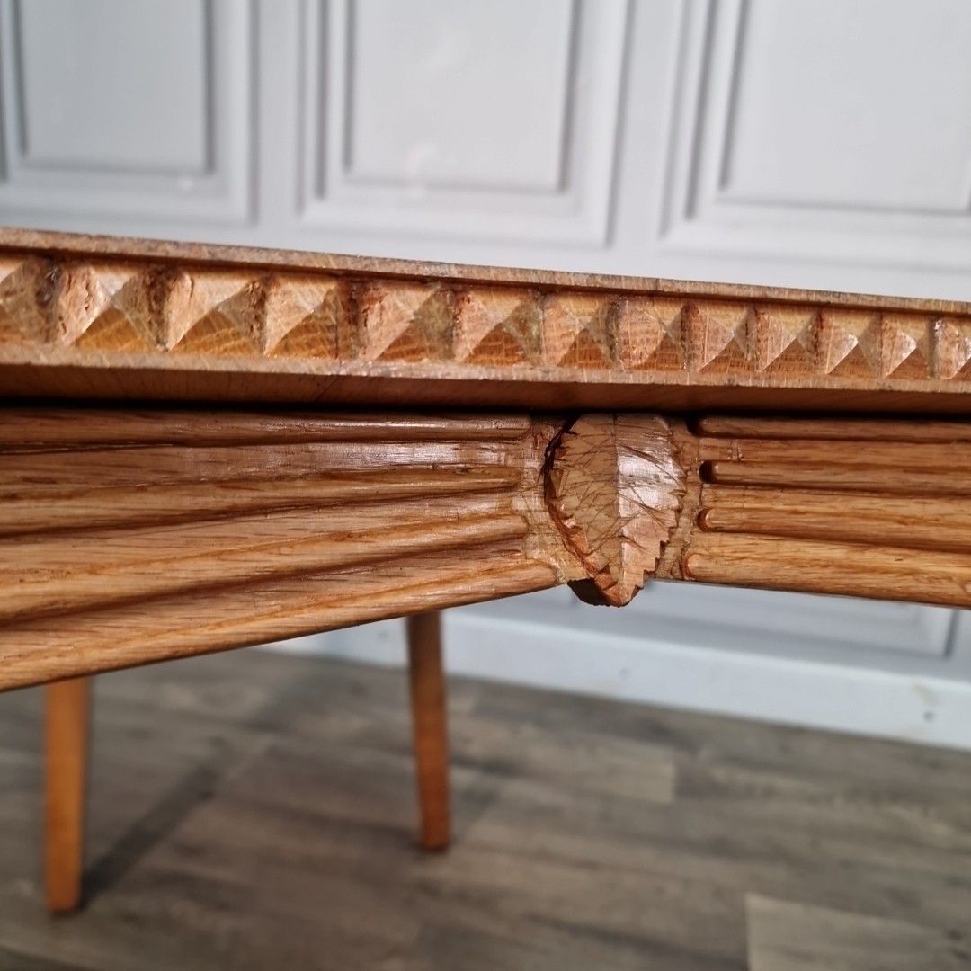 230.0 Vintage Coffee Table Solid Oak Carved Edge – Wooden Mid Century Arts & Crafts photo