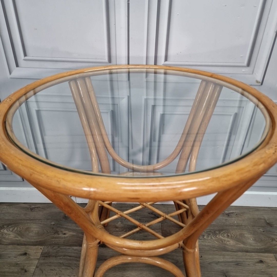 photo vintage Retro Rattan Occasional Table Glass Top Bistro Garden Mid Century Vintage