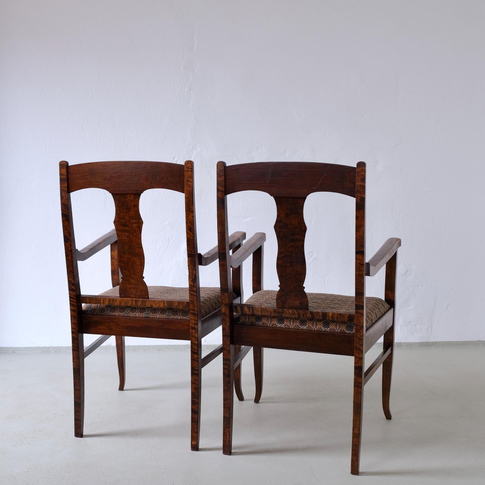Biedermeier Satijnberk Fauteuils | Zweden | Set van 2 photo vintage