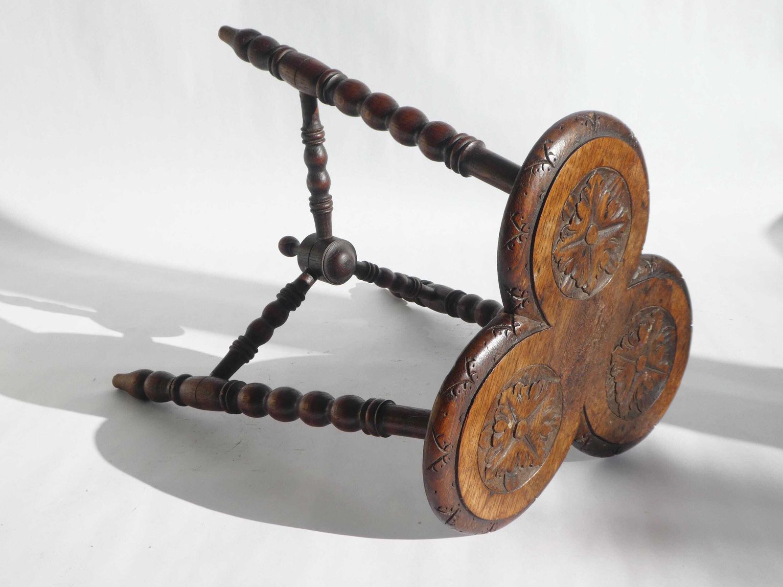 Antique Oak Wooden Side Table, Floral Carved Bobbin Leg Plant Stand, Pedestal Trefoil Top photo Furniture