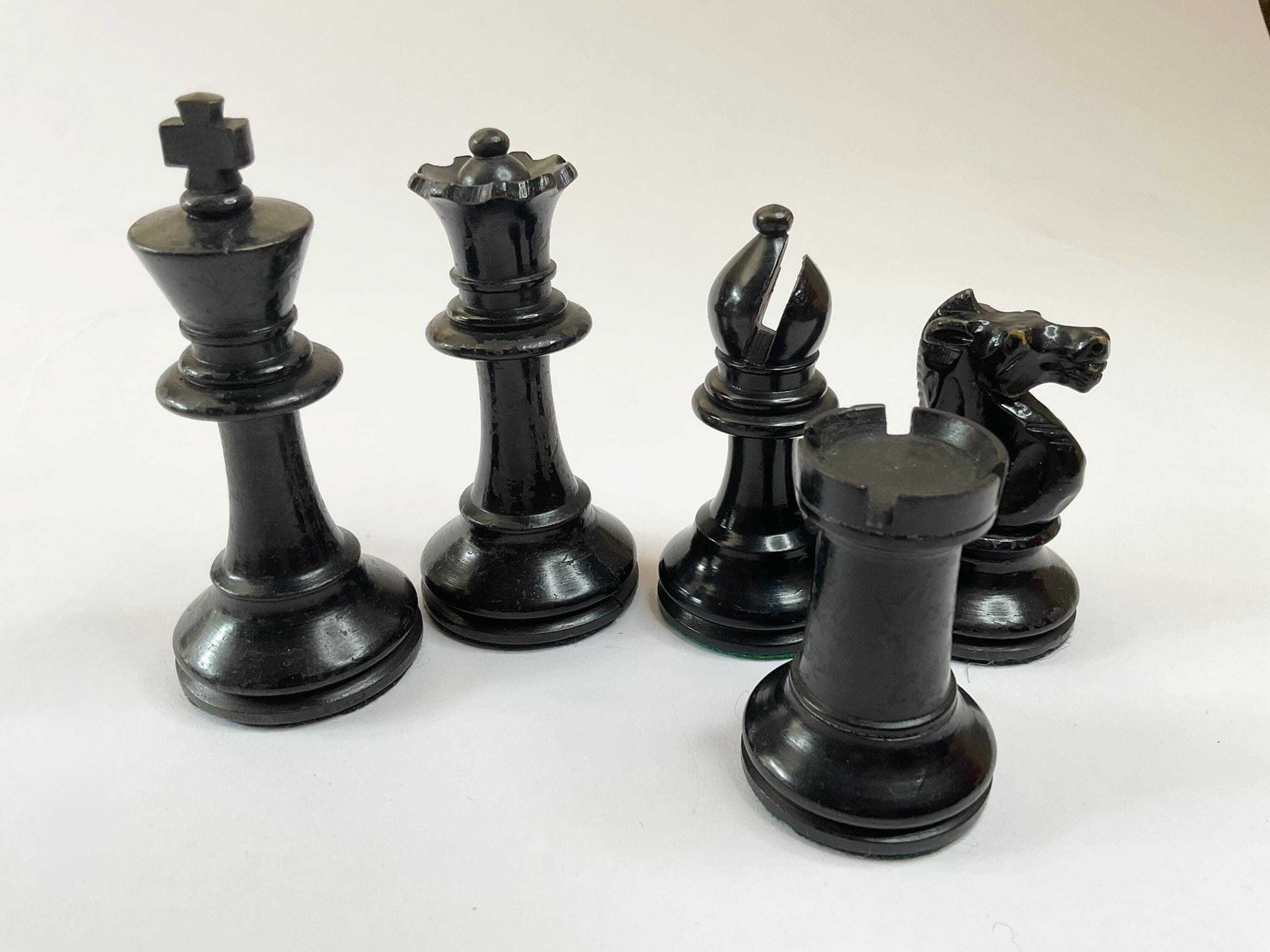 Antique Victorian Staunton Chess Set – 3.25” King – Weighted & Finely Carved photo vinterior