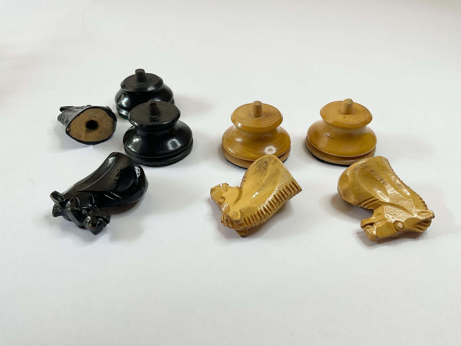 Antique Victorian Staunton Chess Set – 3.25” King – Weighted & Finely Carved photo vintage