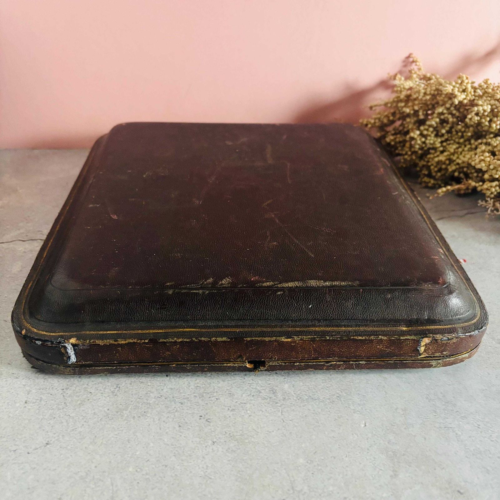 Large Antique Leather Jewellery Display Box For | Mappin & Webb Jewelry Case photo Home Decor