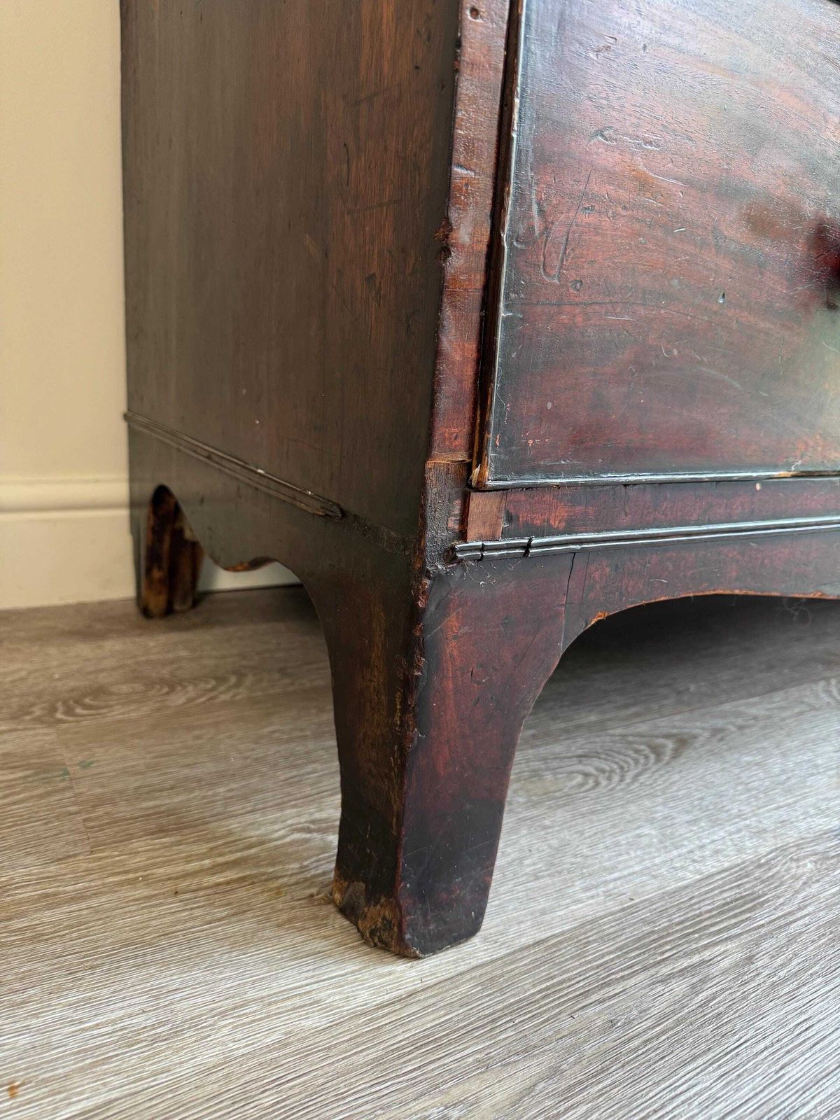 photo vintage Antique Large Chest Of Drawers Mahogany 2 Over 3 Upon Original Handles Dark Wood