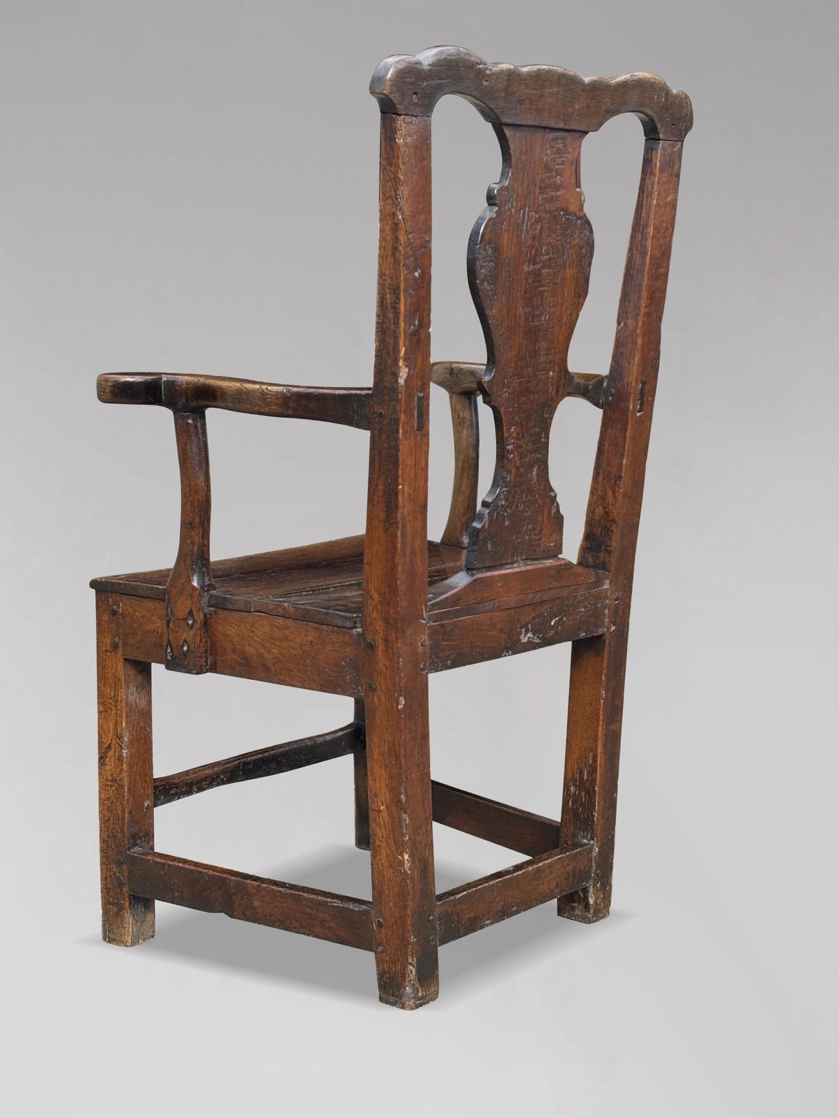 photo furniture 18th Century Georgian Oak Country House Armchair