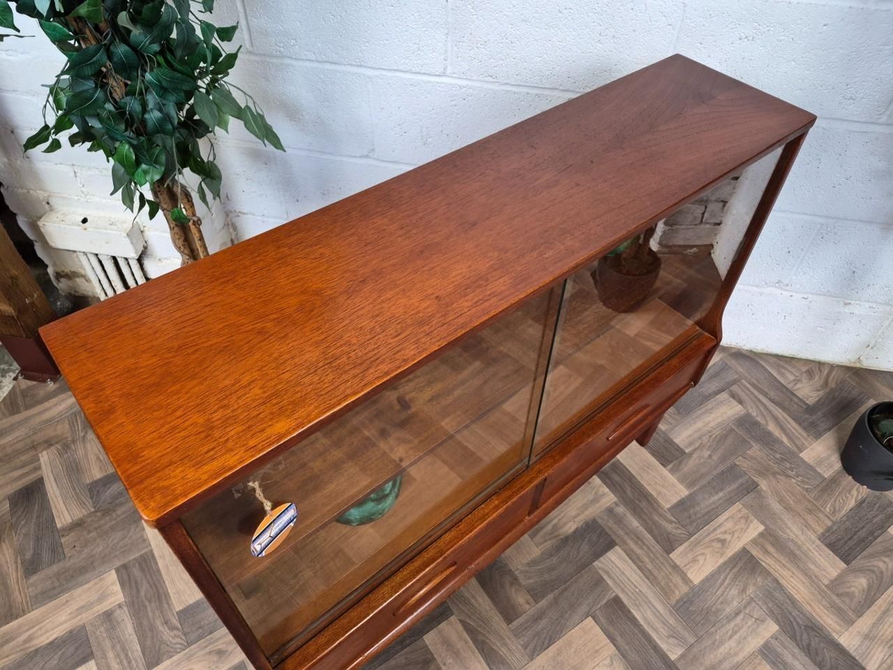 Vivintage Mid Century Jentique Teak & Glass Small Bookcase Slim Sideboard Retro photo 295.0