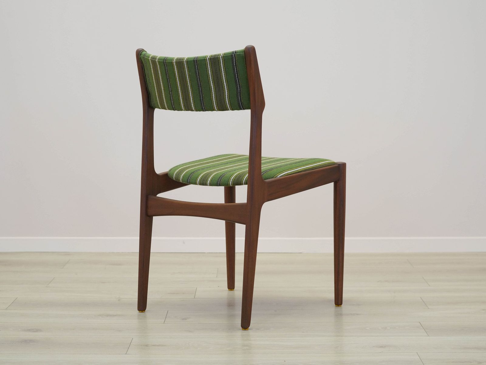 Set van twee teakhouten stoelen, Deens design, jaren 1970, gemaakt in Denemarken photo vinterior