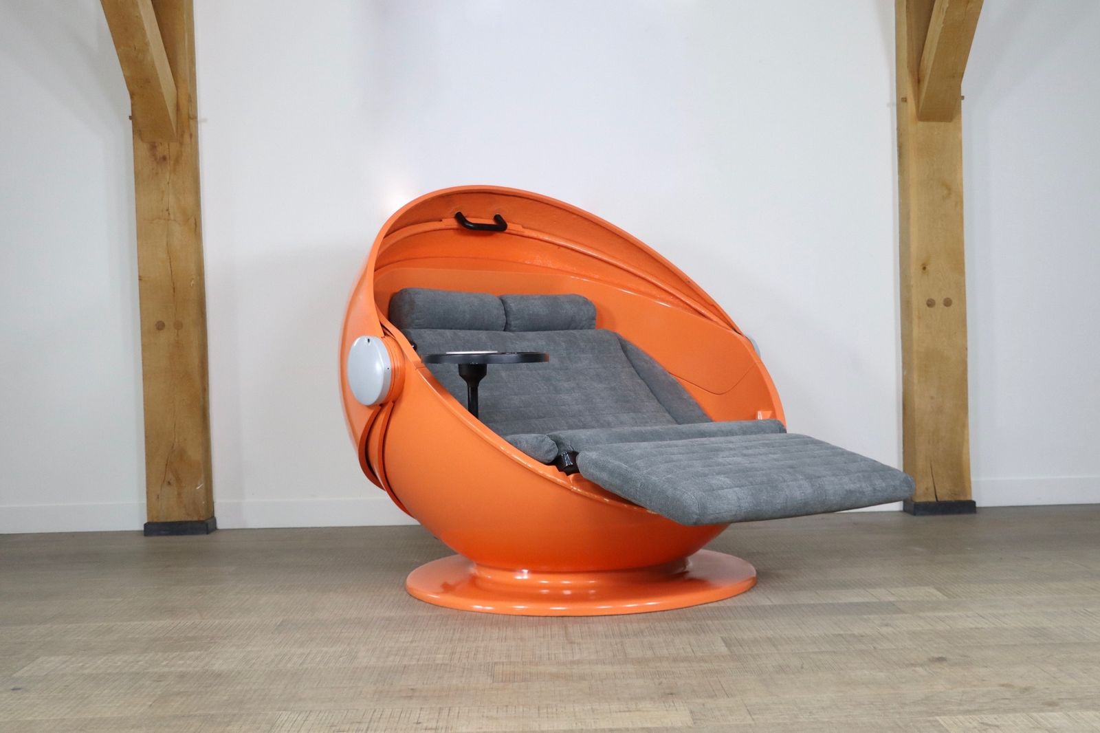 photo for sale Sunball Chair By Günter Ferdinand Ris And Herbert Selldorf For Rosenthal, 1969