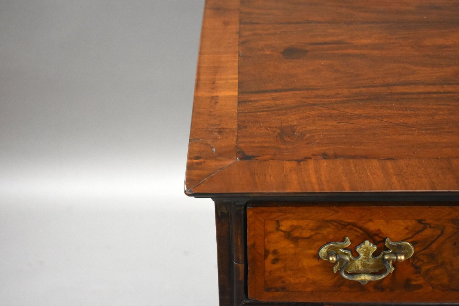 George III Burr Walnut Chest Of Drawers photo vintage