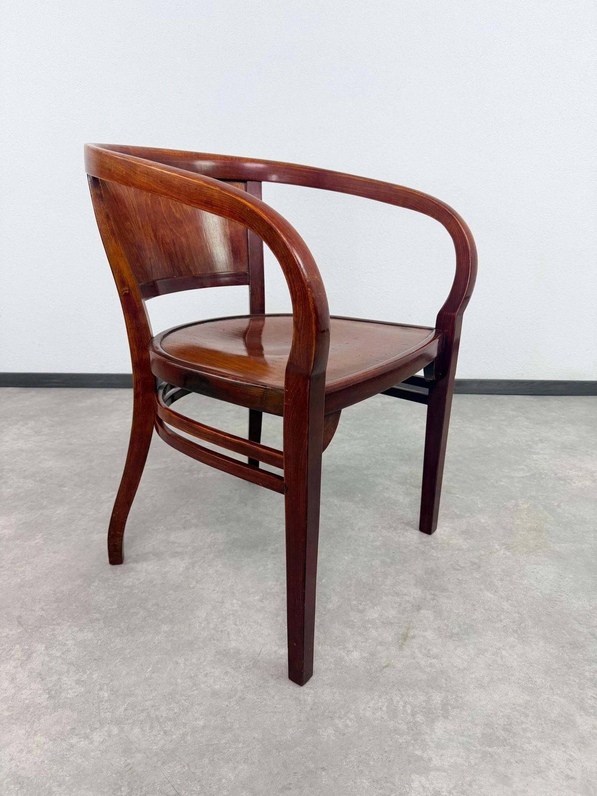 Extremely Rare Armchairs No.6521 By Otto Wagner For Thonet photo for sale