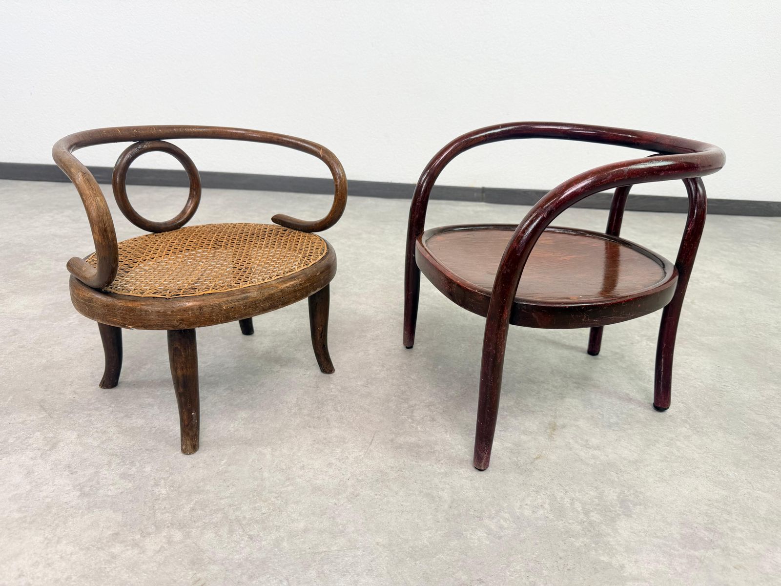 Bentwood Chair For Children No.105 By Thonet photo Furniture