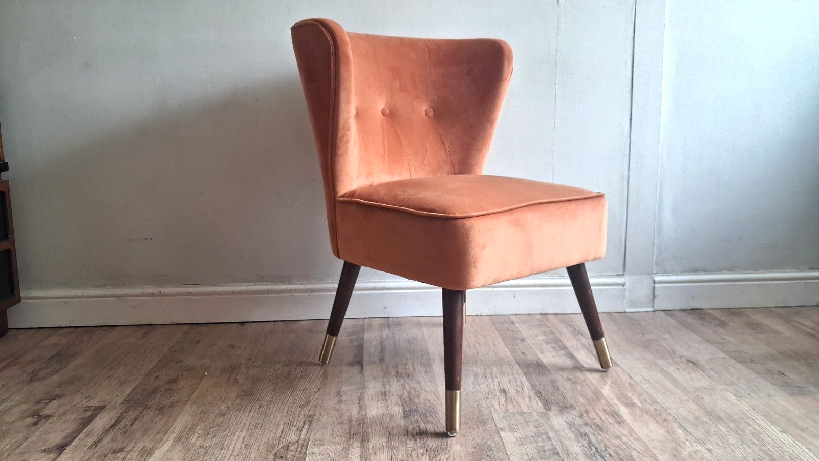 photo buy Delightful  Upholstered Velvet Cocktail/Accent /Bedroom /Hall/Lounge Chair Vgc