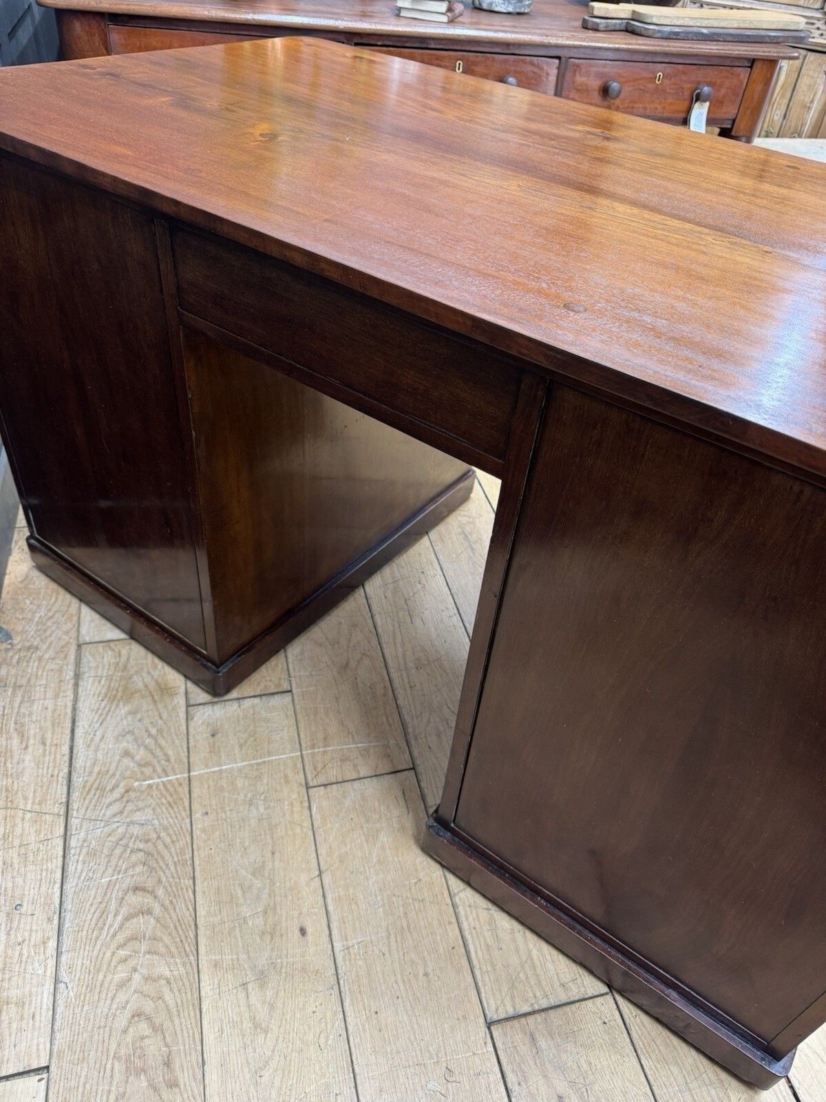 Antique Mahogany Twin Pedestal Desk Kneehole Writing Office Desk Computer Desk photo Furniture