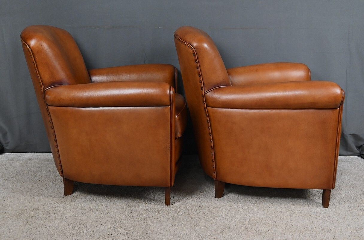 Pair Of Leather Club Chairs – Reproduction photo vinterior