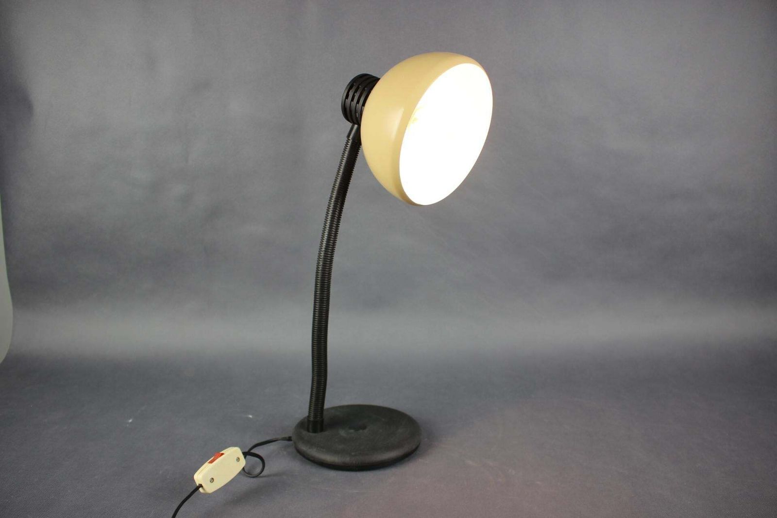 1970s Hungarian Gooseneck Desk Lamp, Cappuccino Mid Century Table Light photo vintage