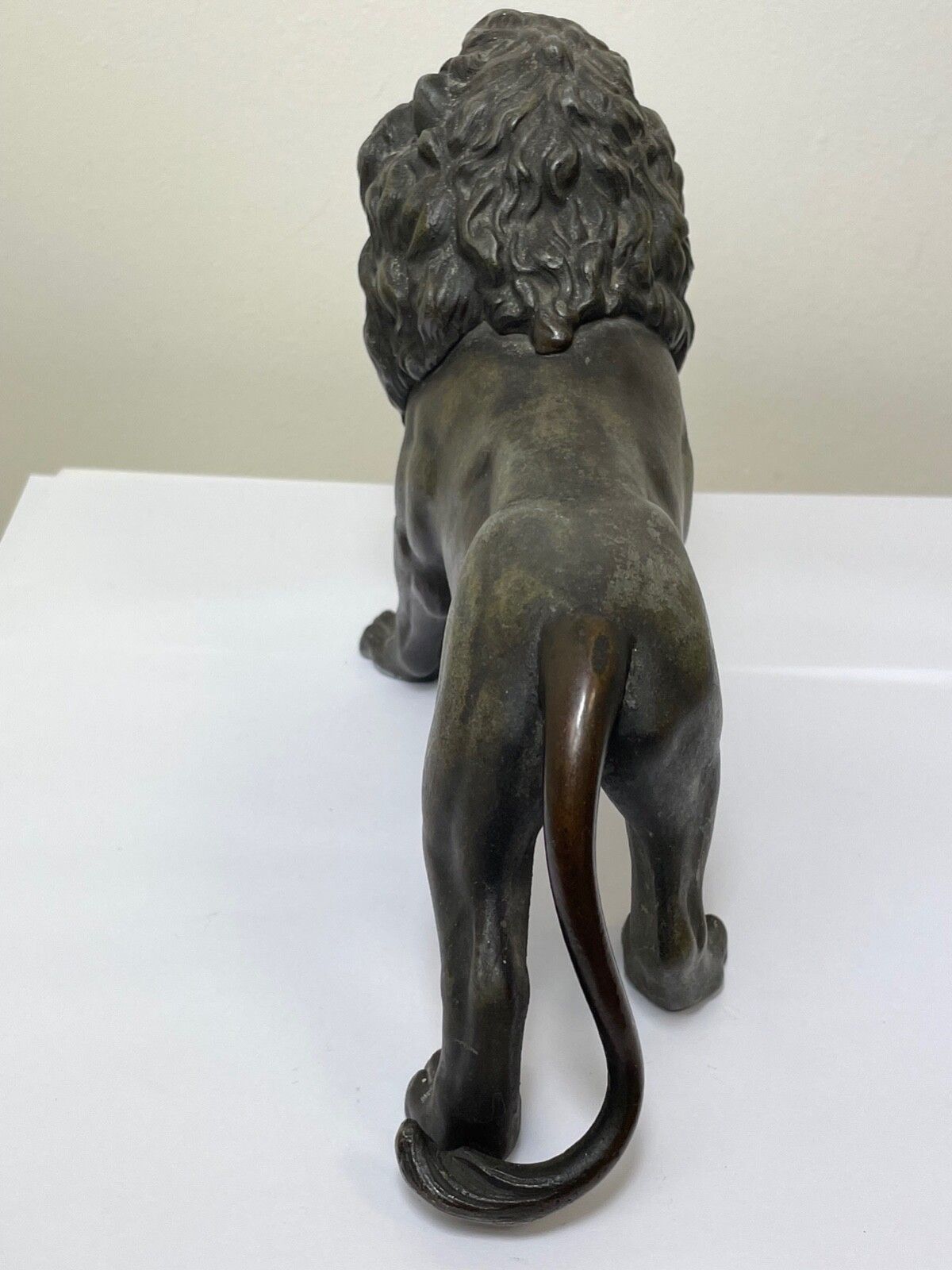 photo furniture 19th Century Bronze Small Model Lion Sculpture