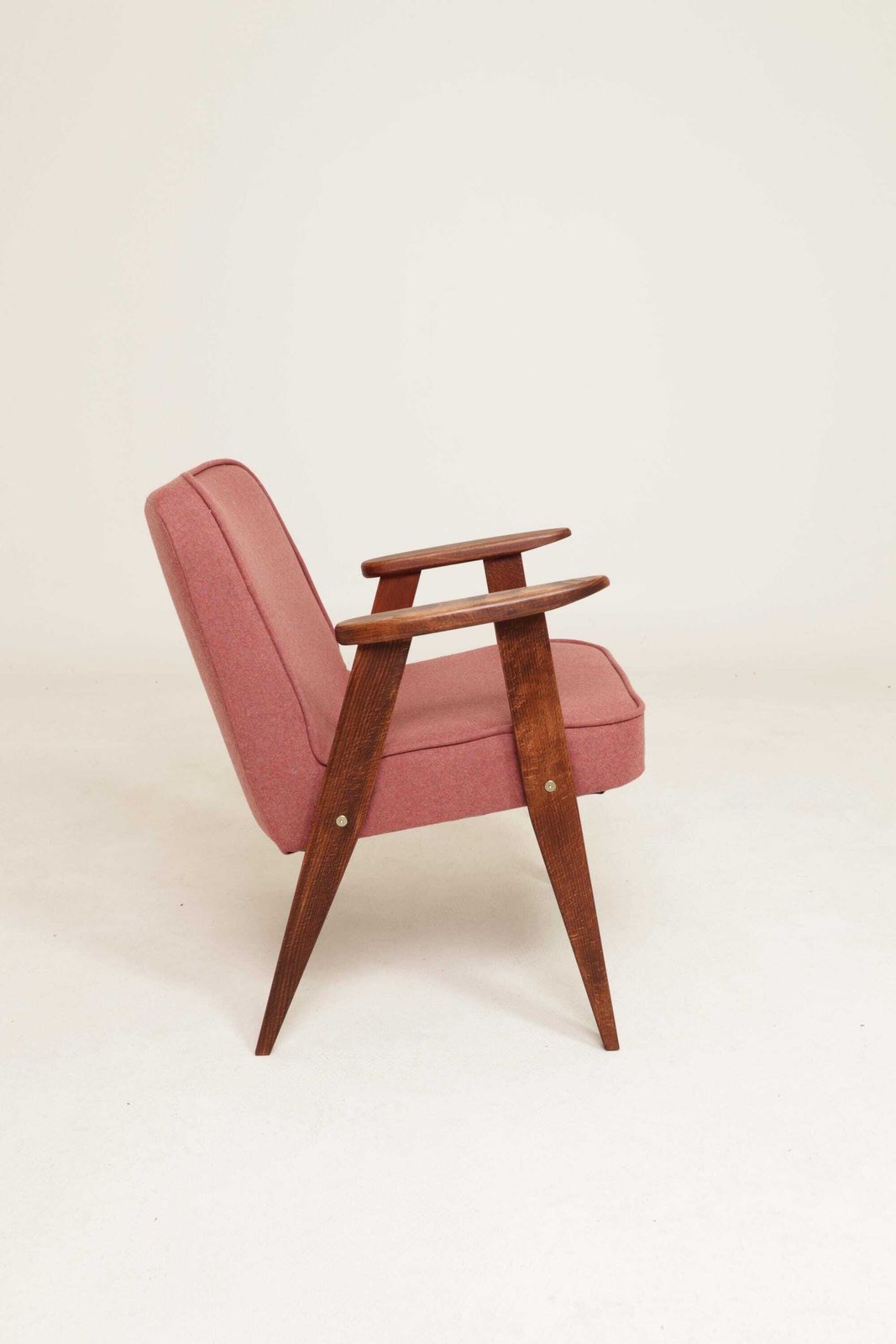 Lounge Chair Retro Style Indian Pink Wool Upholstery Refurbished photo vinterior