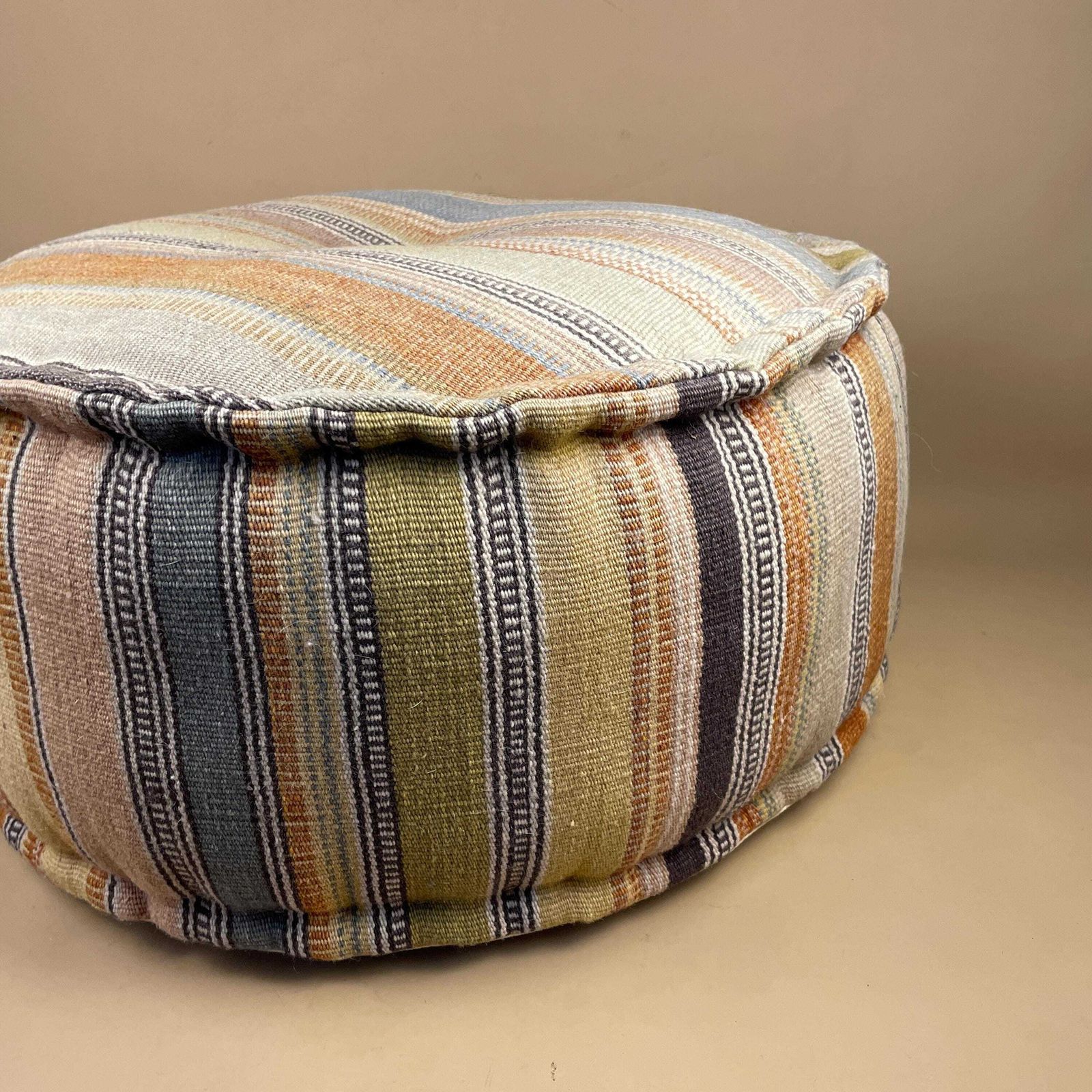 Large Indian Kilim Pouffe Round Ottoman Woven Floor Cushion Footstool Textile Patterned Seat Striped Living Room Handmade Vintage Pattern photo vintage