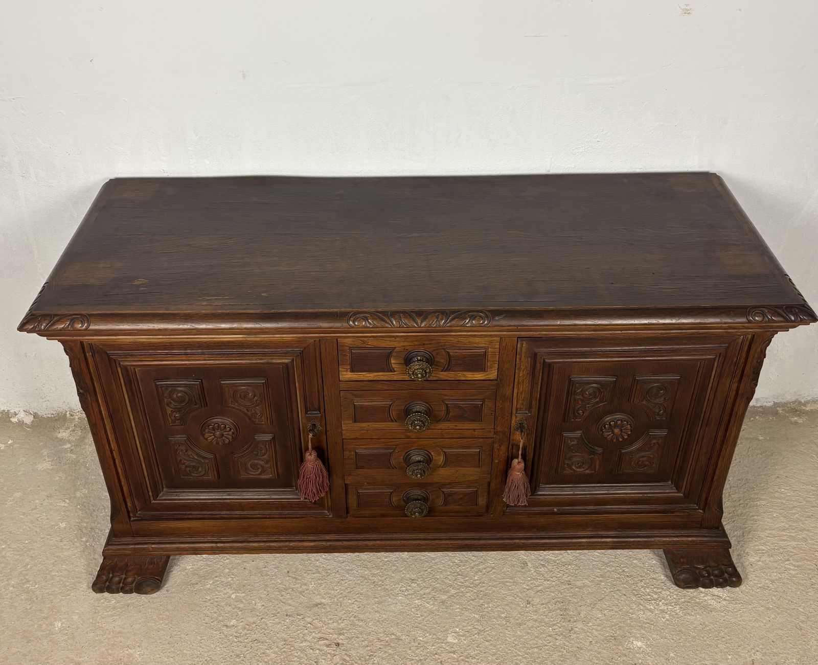 Spaans Renaissance-stijl Eiken Laag Dressoir, Begin 20e Eeuw, Met Gesneden Paneel photo buy