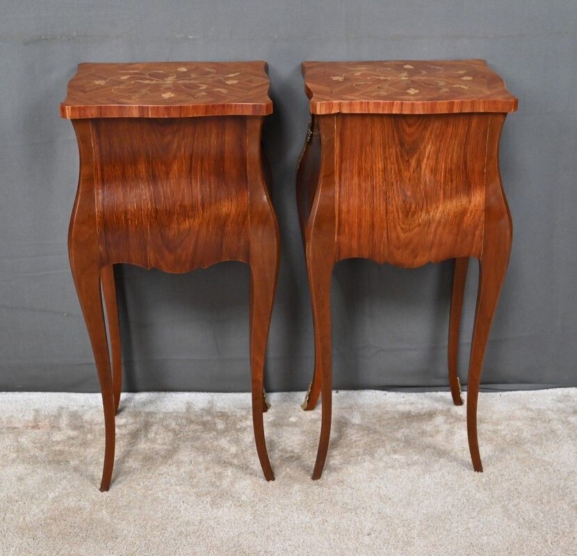 photo vintage Pair Of Marquetry Bedside Tables, Louis XV Style – Mid 20th Century