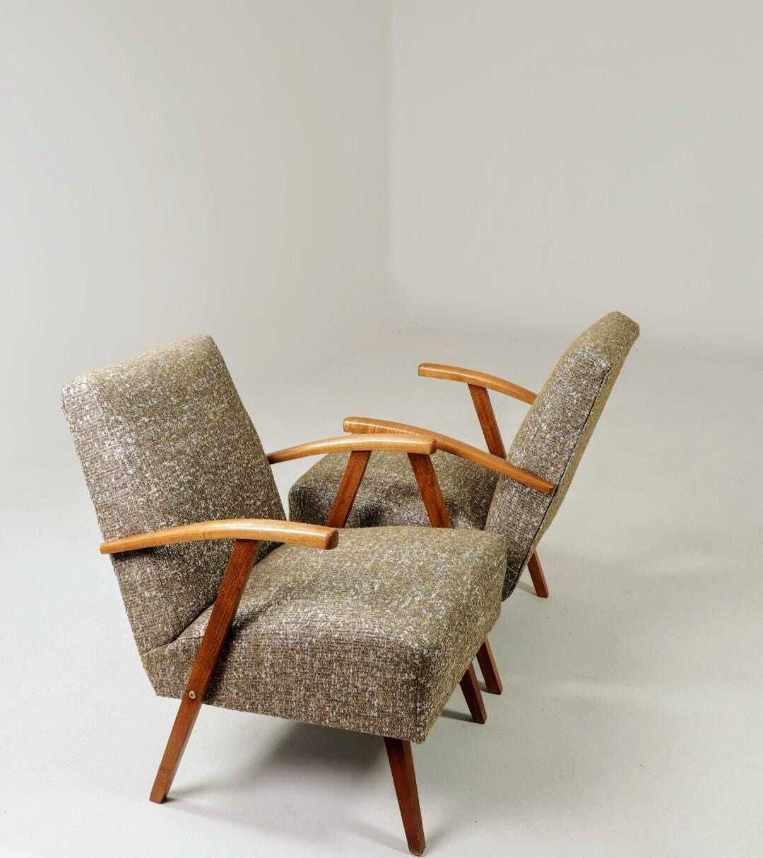photo vinterior Vintage Lounge Chair Green Pattern Upholstery Refurbished, 1970s.